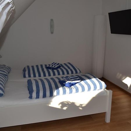 Ferienhaushaelfte Harmonie Wyk auf Föhr Buitenkant foto