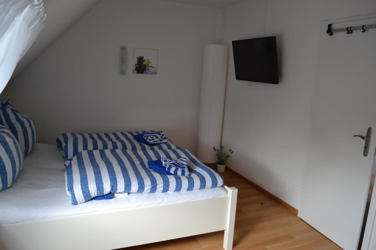 Ferienhaushaelfte Harmonie Wyk auf Föhr Buitenkant foto